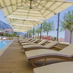 Luxury Aparthotel